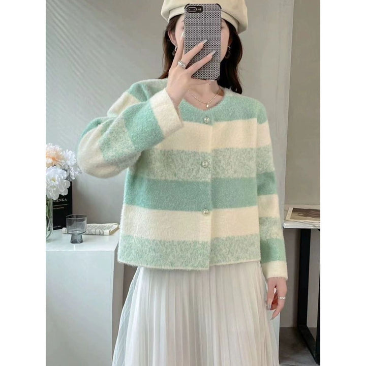 Kvindernes hyggelige cardigan med perleknapper Stilla