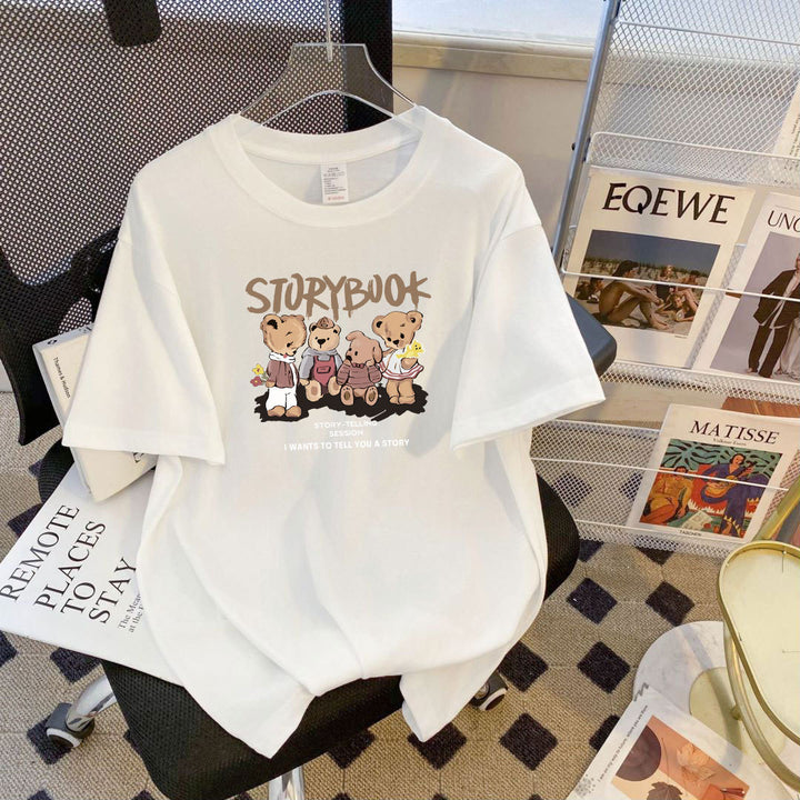 Dame T-shirt med legesygt bjørnemotiv og kunstnerisk tryk Stilla