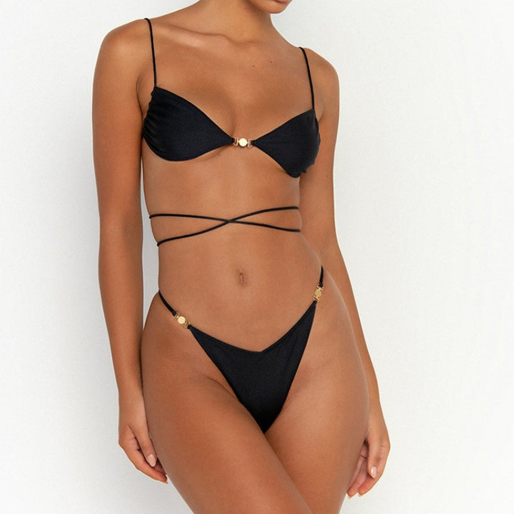Dame Høj kvalitets Cut-Out Bikini med Guldfunktioner Stilla
