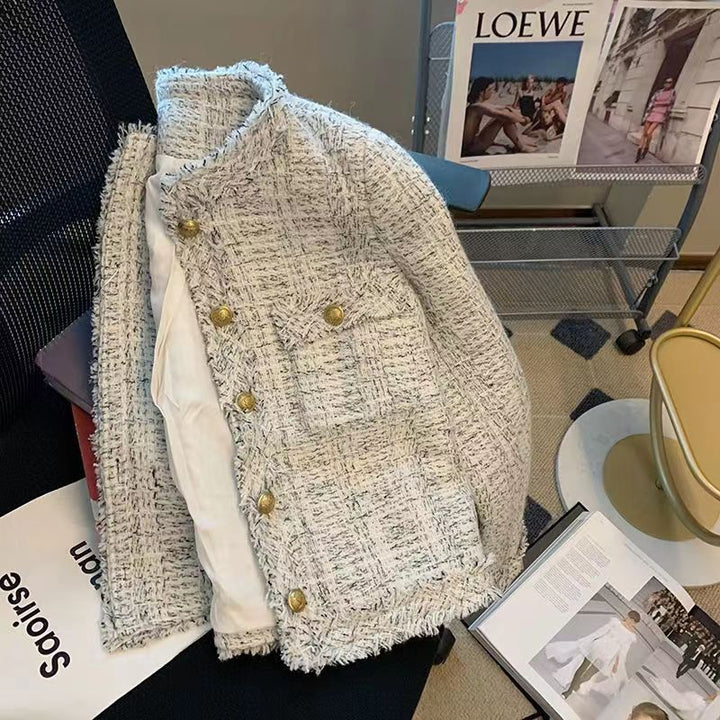 Kvinders elegante tweedjakke med guldknapper Stilla