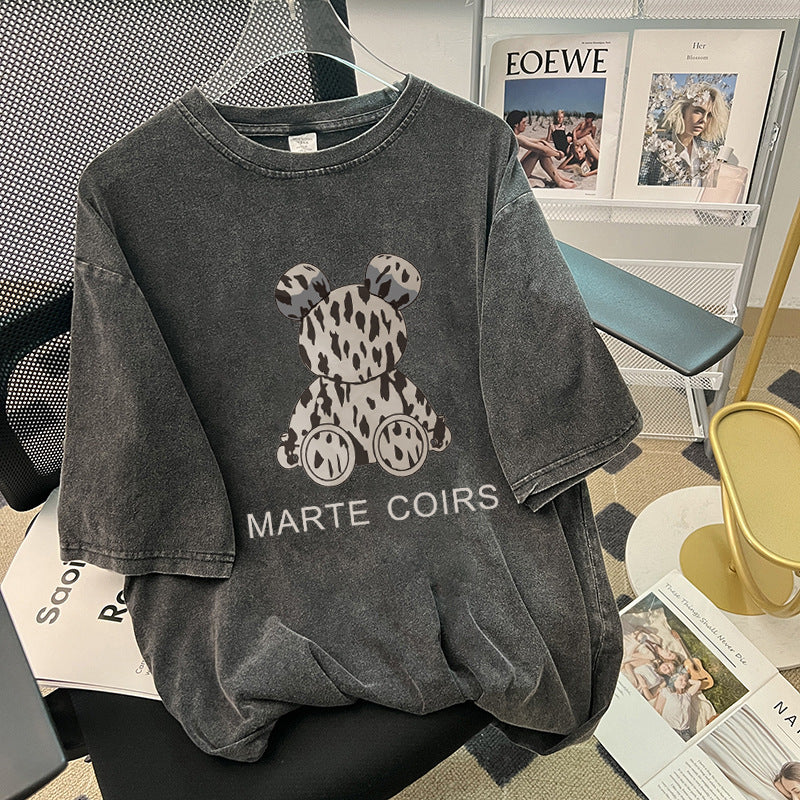Dame T-shirt med kreativ bjørnemotiv og afslappet oversized pasform Stilla