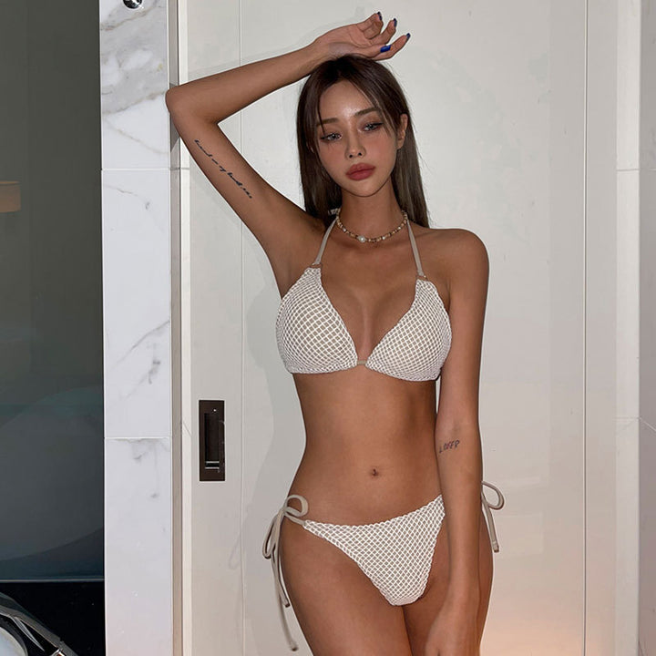 Dame net-bikini med justerbare bindebånd og innovativt design Stilla