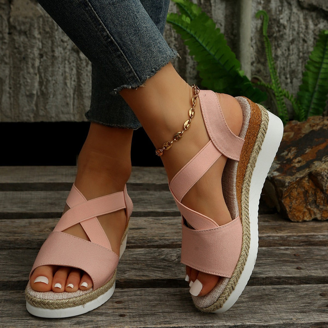 Dame kile-sandaler med komfortabelt kryds-rem-design og skridsikker sål Stilla