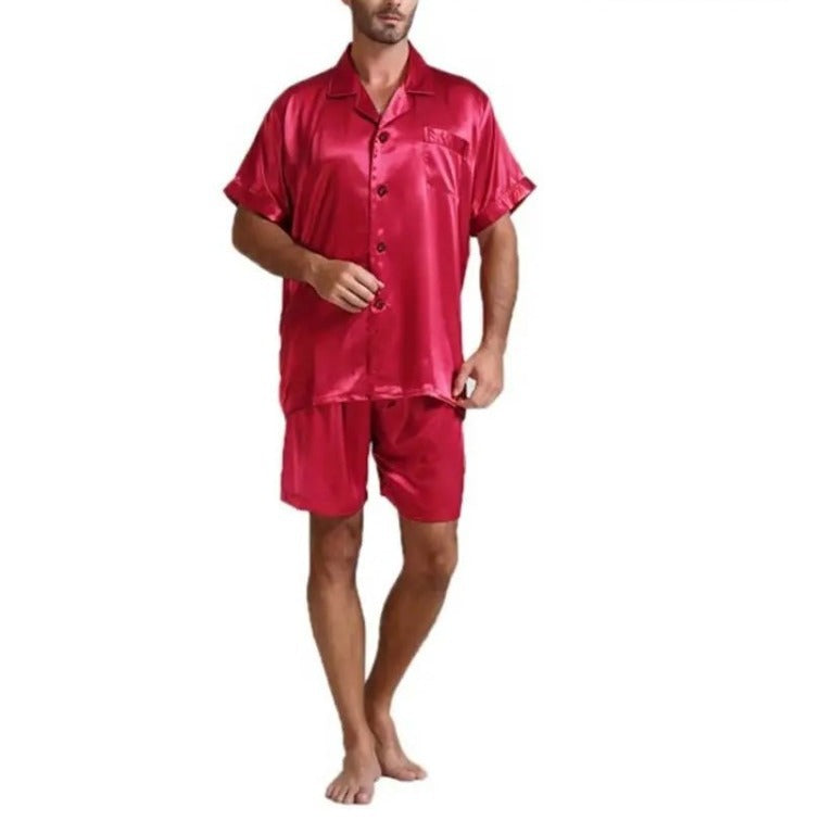 Dame Satin pyjamasæt med elegant kortærmet og løs pasform Stilla