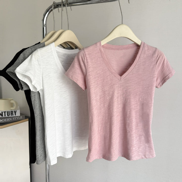 Dame T-shirt med korte ærmer og V-udskæring i blødt materiale Stilla