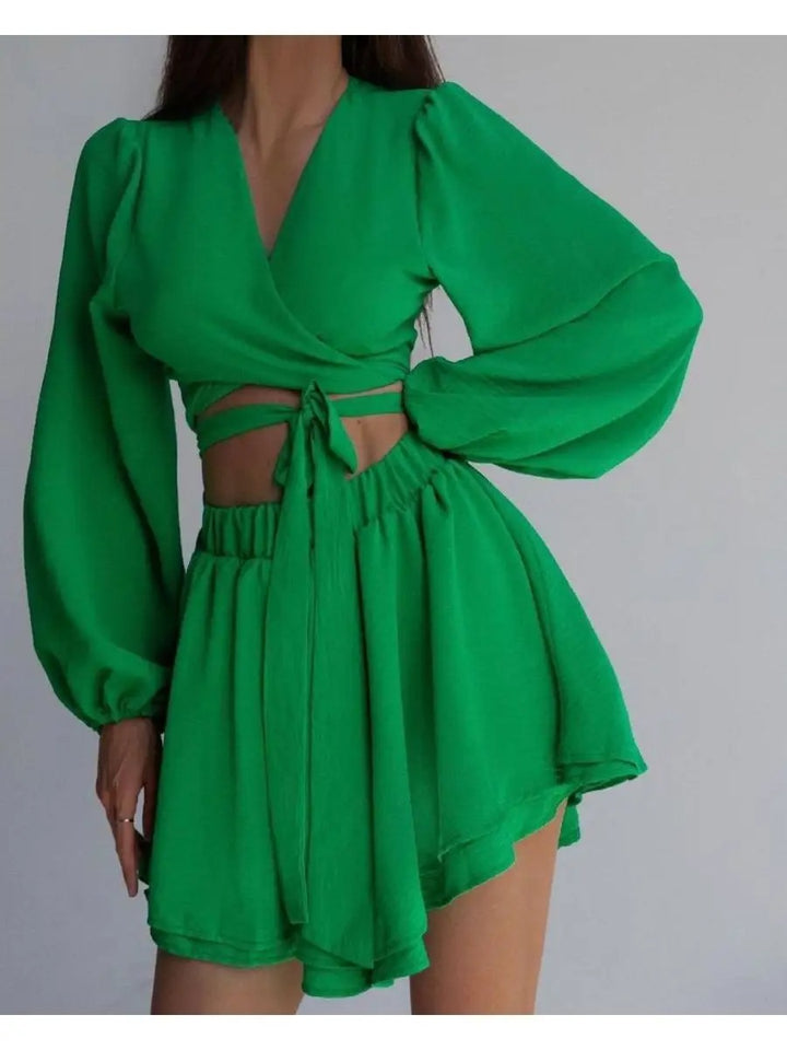 Dame Crop-Top og Nederdel Sæt med voluminøse ærmer og vikledesign Stilla