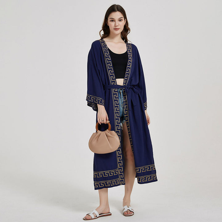 Dame lang Kaftan med elegant bælte og kunstnerisk mønster Stilla