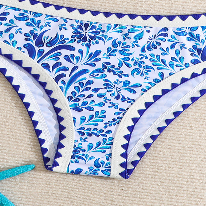 Dame bikini-sæt med blomster mønstre og behagelige stropper Stilla