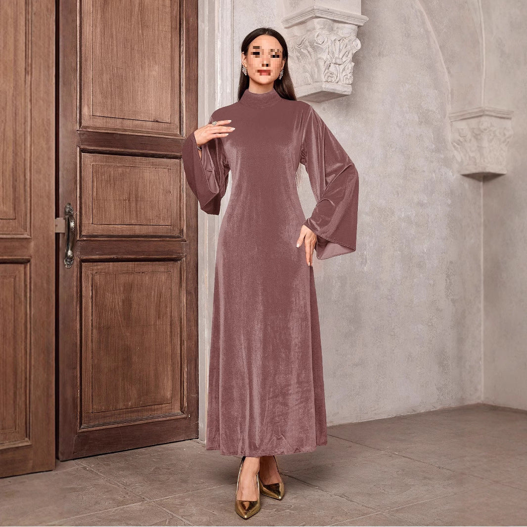 Dame velour kjole med elegant ståkrave og voluminøse ærmer Stilla