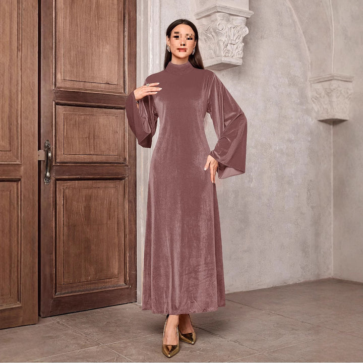 Dame velour kjole med elegant ståkrave og voluminøse ærmer Stilla