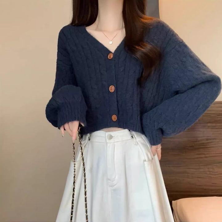 Kvinders chunky strikket cardigan med knapdetaljer og dyb V-hals Stilla