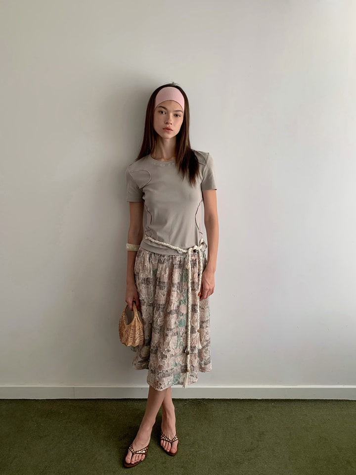 Dame modeshorts lang denim nederdel med unik vask og moderne design Stilla