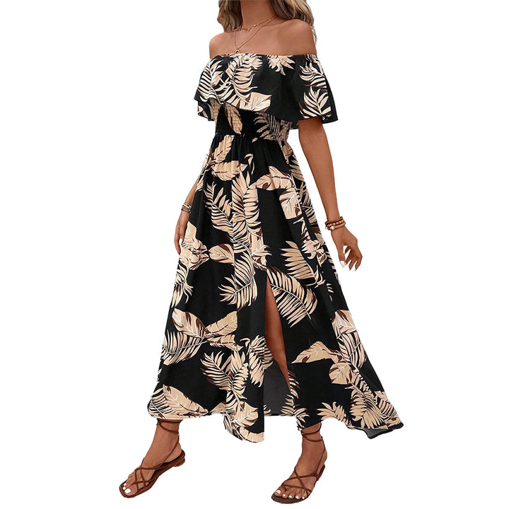 Kvindernes maxikjole med off-shoulder design og elegant flæsetrim Stilla