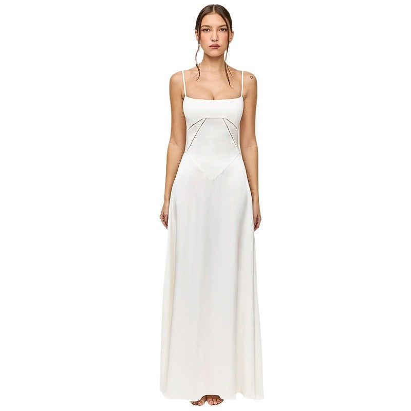 Kvinders elegante satin maxi kjole med slanke stropper og figursyget snit Stilla