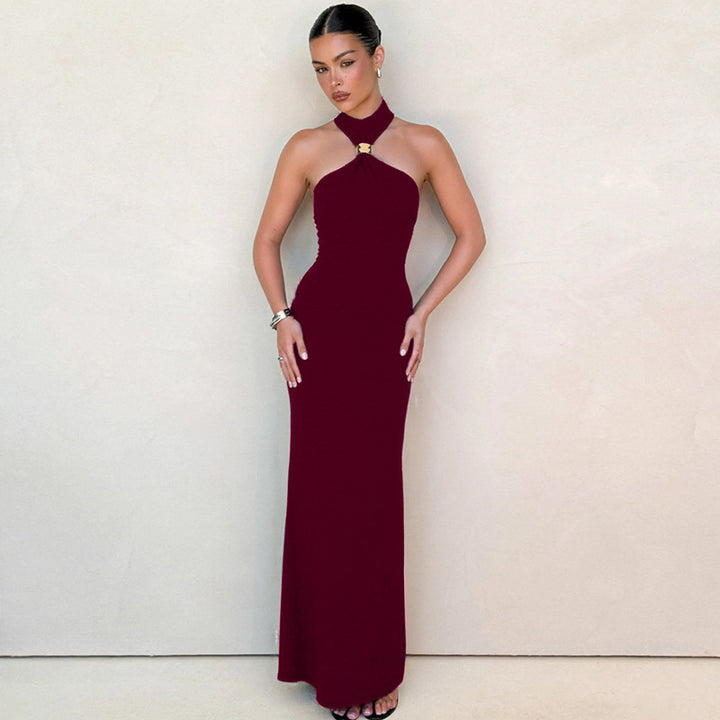 Dame Elegant Maxikjole med asymmetrisk halterdesign og ædel décolleté Stilla
