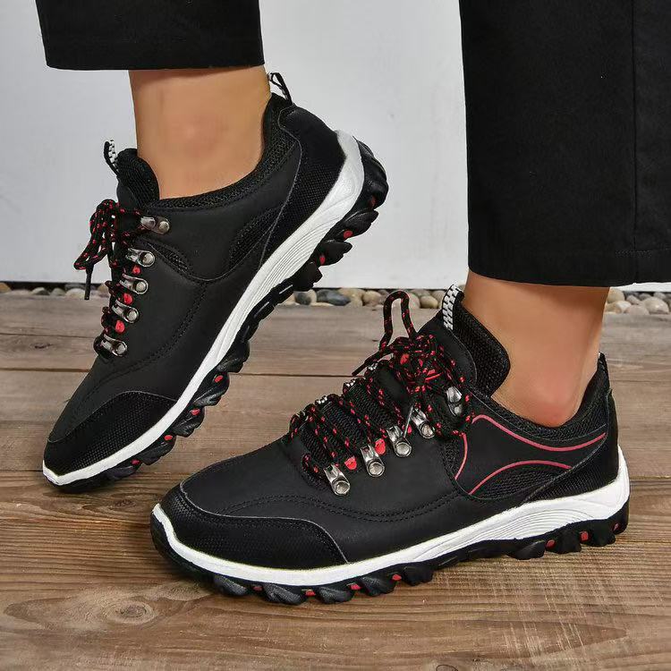 Dame Sporty Trail Sneakers med skridsikker sål og åndbart overmateriale Stilla