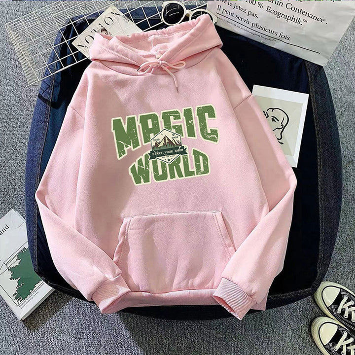 Dame hoodie med moderne grafisk print Skovae