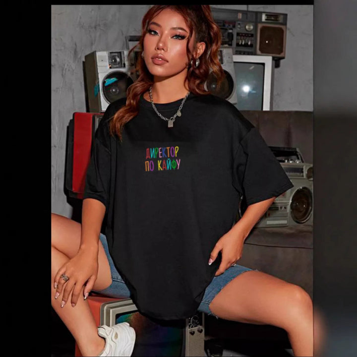 Dame Oversized T-Shirt med kreativt statementtryk Stilla