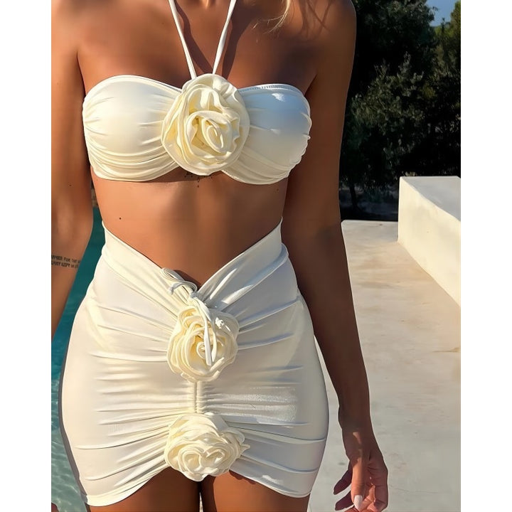 Dame Bikini-sæt med blomsteret vikledesign og elegant drapering Stilla