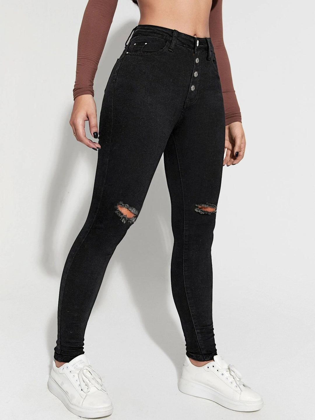 Damer High-Waist Jeans med fashionable riftdetaljer og knaplukning Stilla