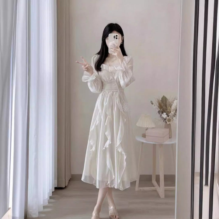 Femme Romantisk Flæse-Midi-Kjole med Off-Shoulder-Design Stilla