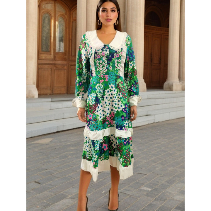 Dame Vintage Floral Patchwork Midi Kjole med Flæse Detaljer Stilla