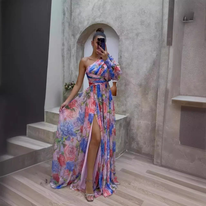 Kvinders asymmetrisk maxi kjole med blomsterflæser og sideslids Skovae