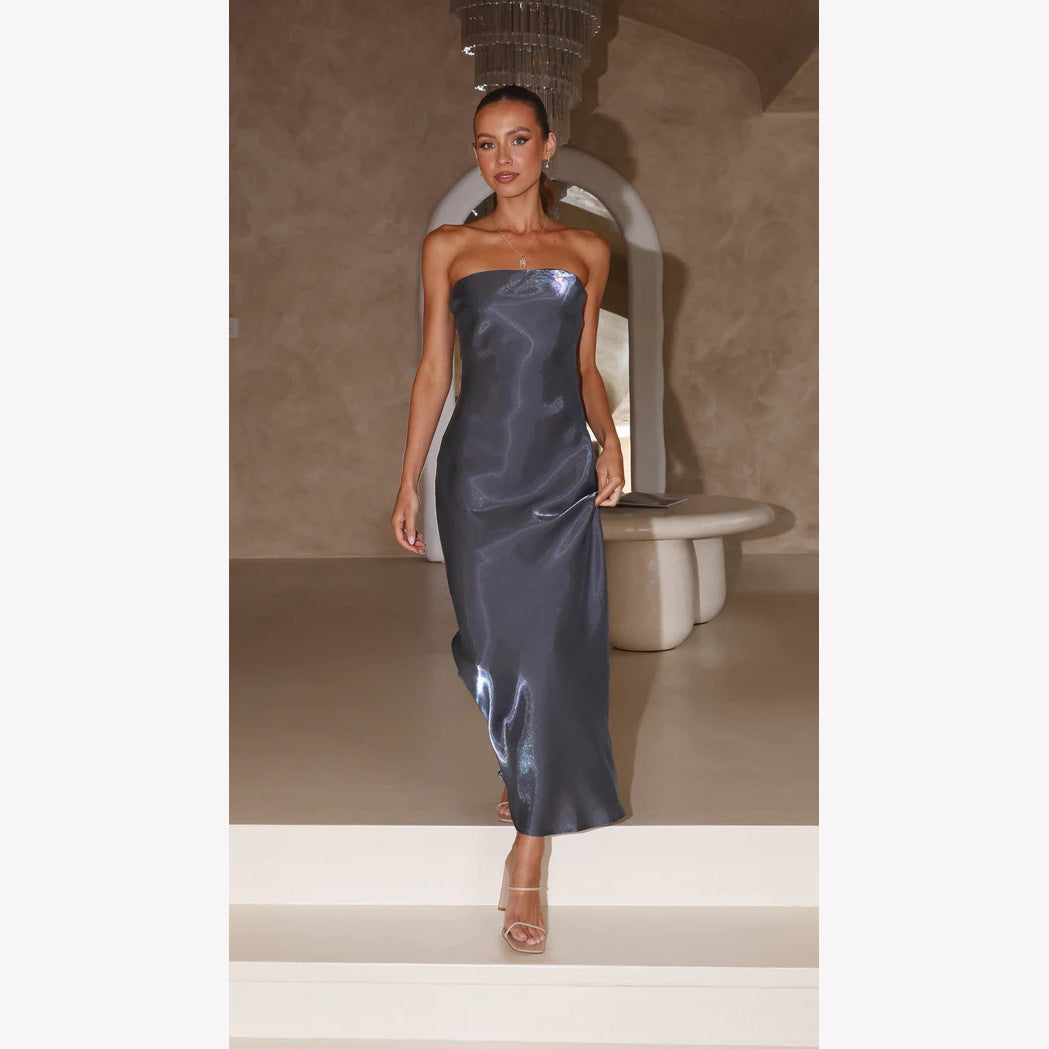 Dame Elegant Bandeau Maxi Kjole med Flydende Satin og Tætsiddende Silhuet
