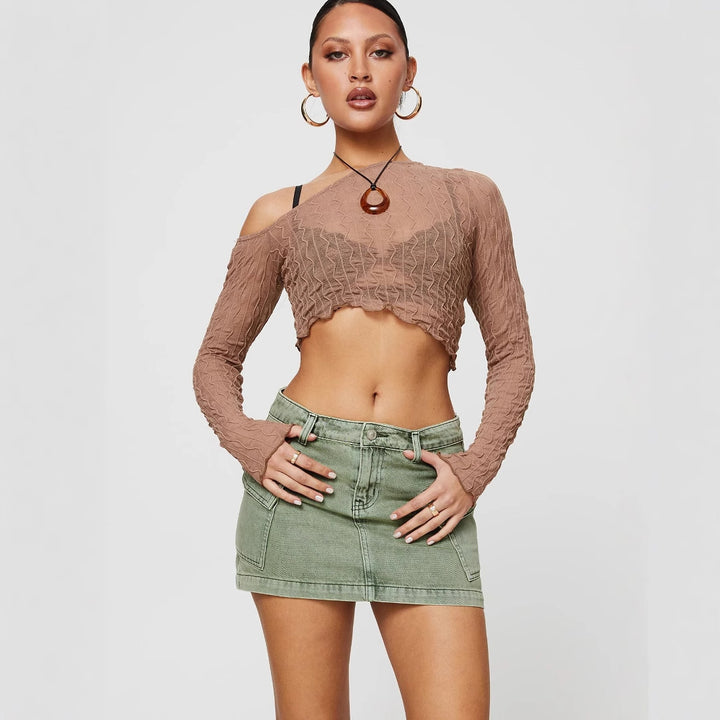 Dame Crop-Top med ruffle detaljer og smal bindebånd Stilla