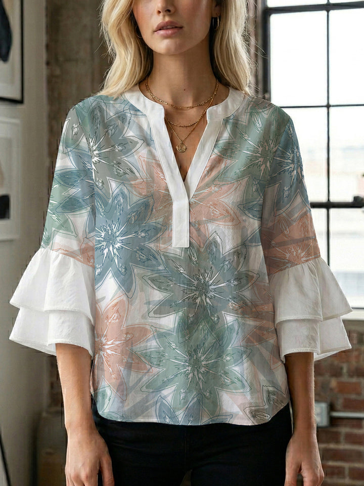 Dame elegant top med voluminøse flæsekanter og blomsterdesign Skovae
