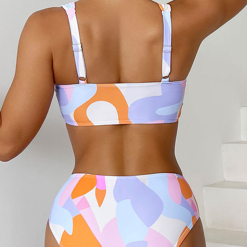 Dame bikini sæt med moderne design og høj talje Skovae