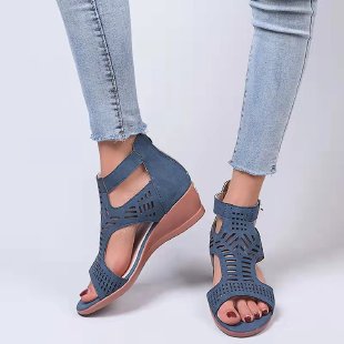 Dame wedge-sandaler med iøjnefaldende snit og åndbar overfladestruktur Stilla
