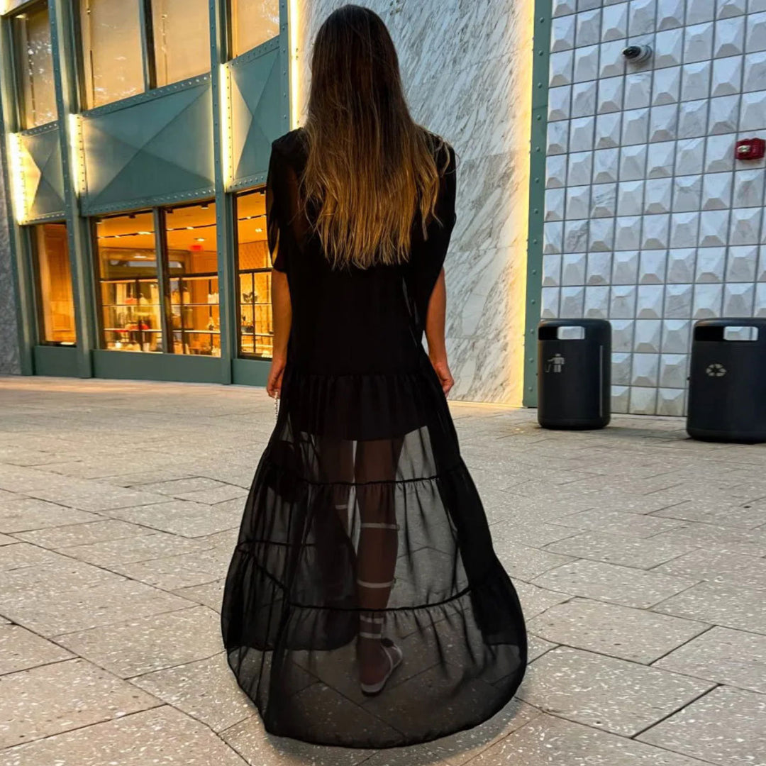 Dame Maxi-kjole med gennemsigtig overkjole og trendy design Stilla
