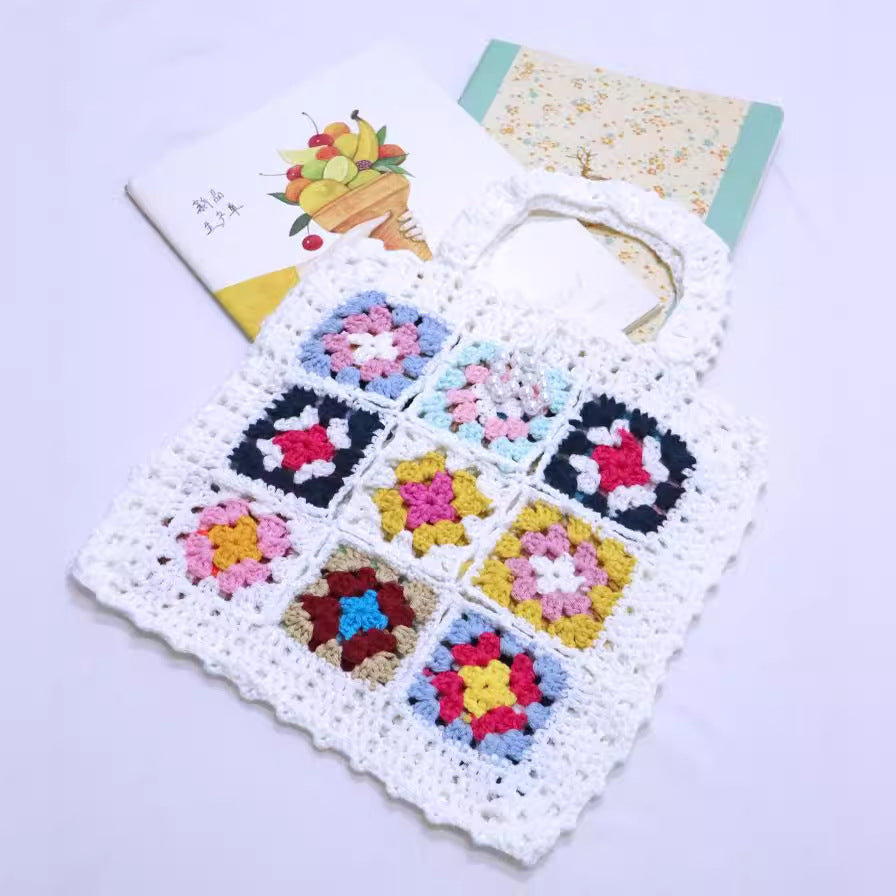 Dame hækle- skuldertaske i farverigt granny-square-design Stilla
