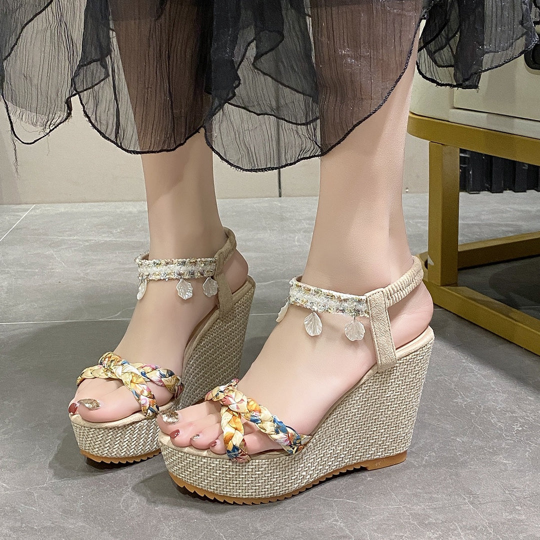 Dame Wedge-sandaler med dekorativ rem og behageligt fodseng Stilla