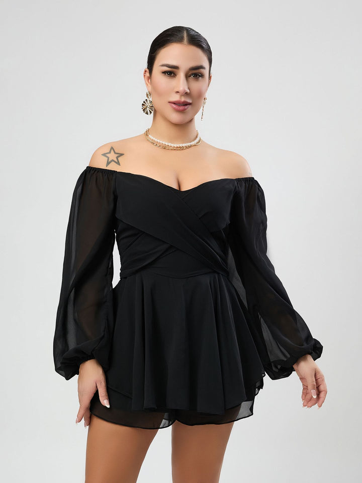 Dame moderigtig Playsuit med rynker og voluminøse ærmer Stilla