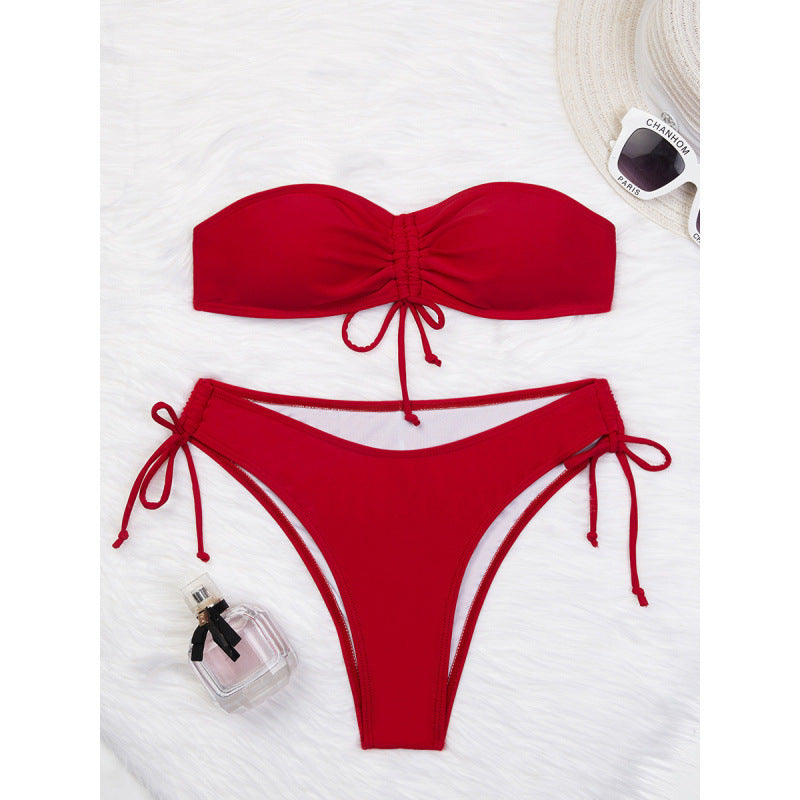 Dame Bandeau-Bikini-sæt med raffinerede snøre detaljer og høj komfort Stilla