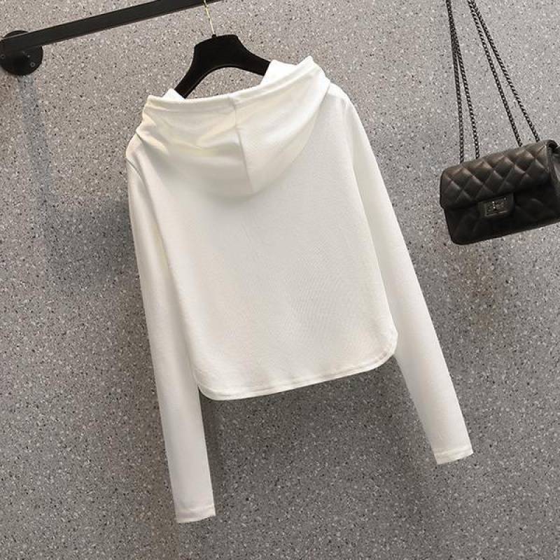 Kvindernes stilfulde crop hoodie med praktisk lynlås Stilla