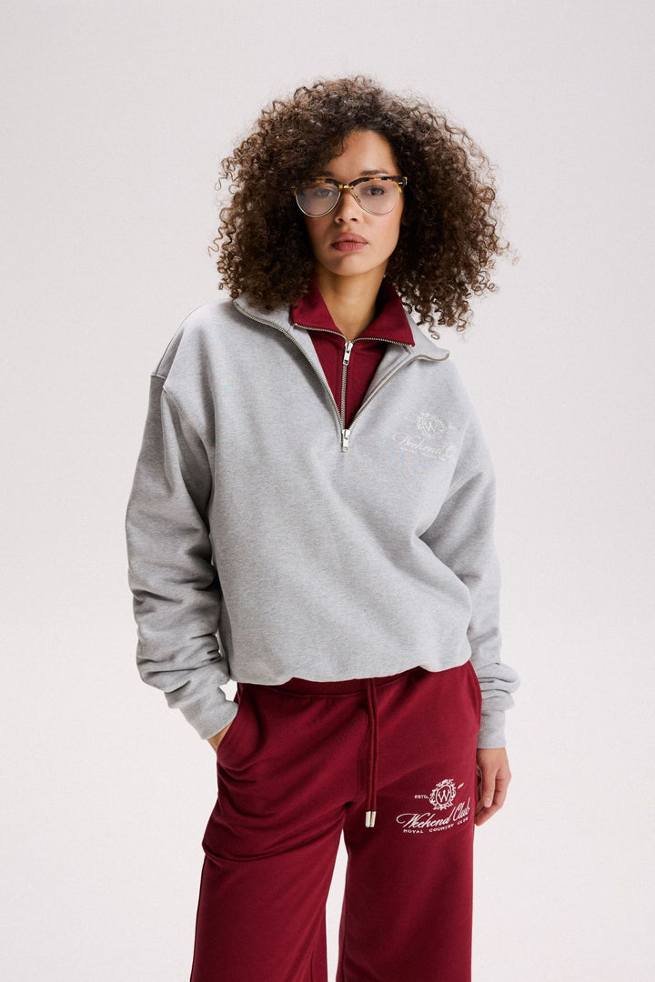 Kvindernes sporty zip-pullover med en afslappet pasform og elegant broderi Stilla