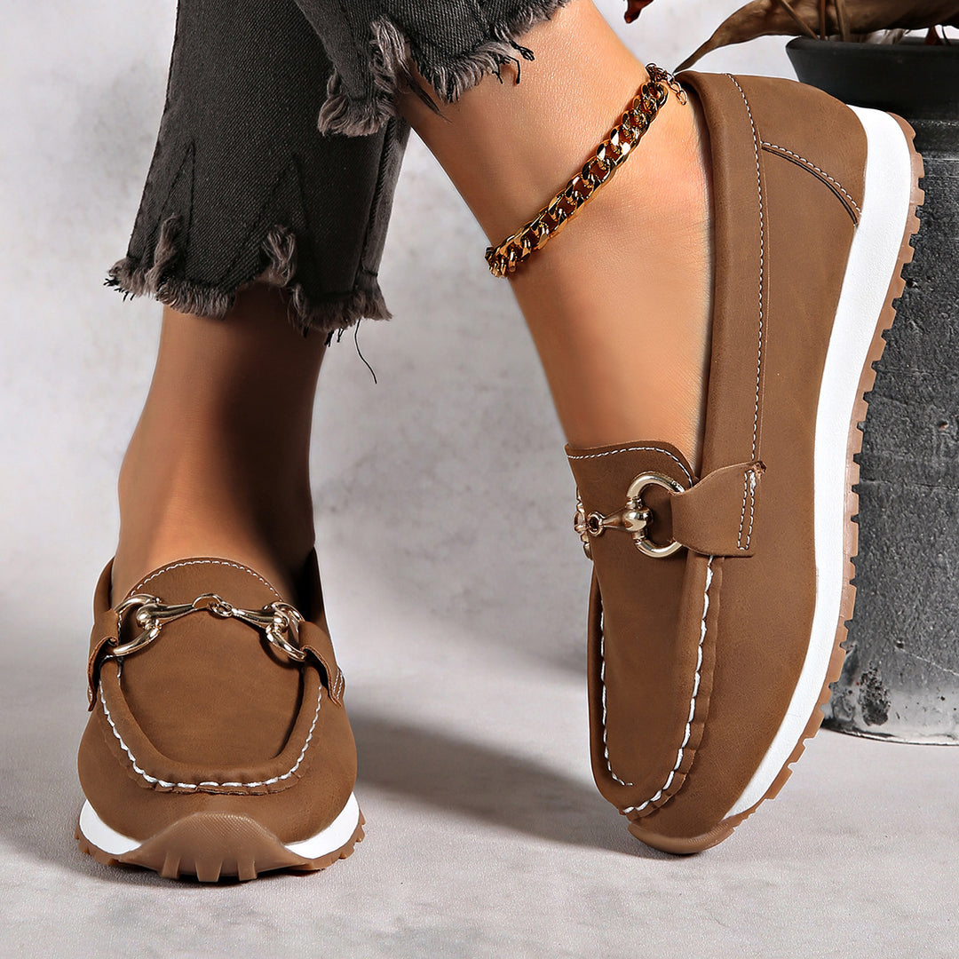 Dame mokasiner med elegant metalspænde Stilla