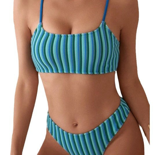 Dame bikini sæt med sportiv crop-top og høj benudskæring Stilla