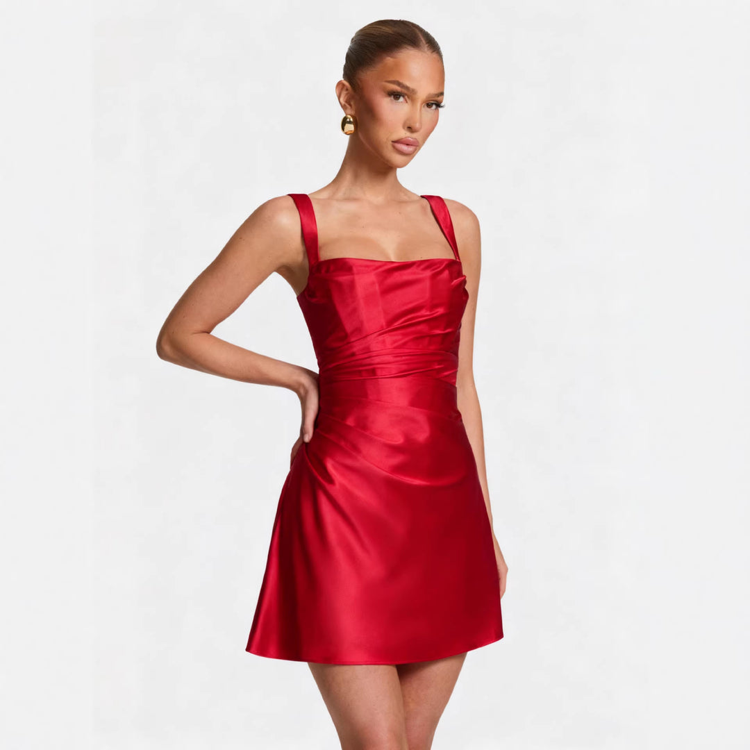 Dame Elegant Cocktailkjole med Chic Firkantet Udsnit og Flydende Satin