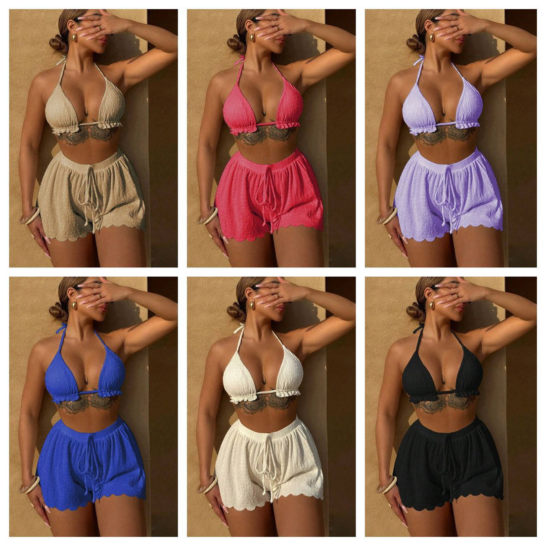 Dame triangel-bikini-sæt med afslappede shorts og fine detaljer Stilla