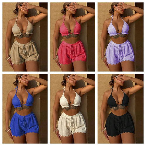 Dame triangel-bikini-sæt med afslappede shorts og fine detaljer Stilla