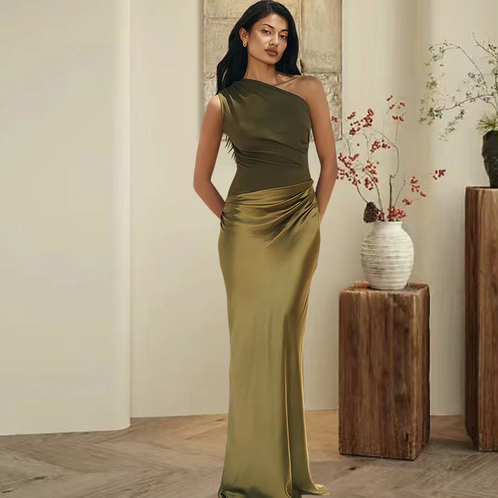 Damer Elegant Asymmetrisk Aftenkjole med Glitrende Satin Skovae