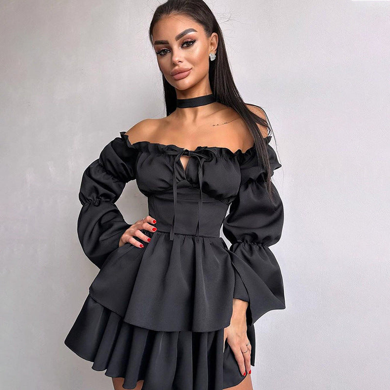 Dame Flirty Off-Shoulder Mini Kjole med Flæsekant Stilla