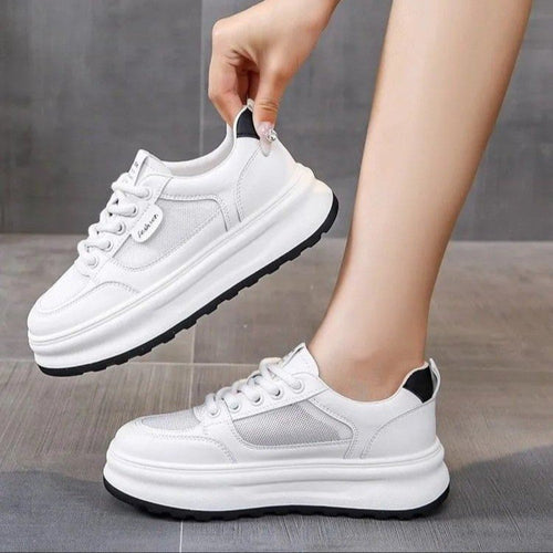 Dame Plateau sneakers med åndbart mesh-overflade og skridsikker sål Stilla