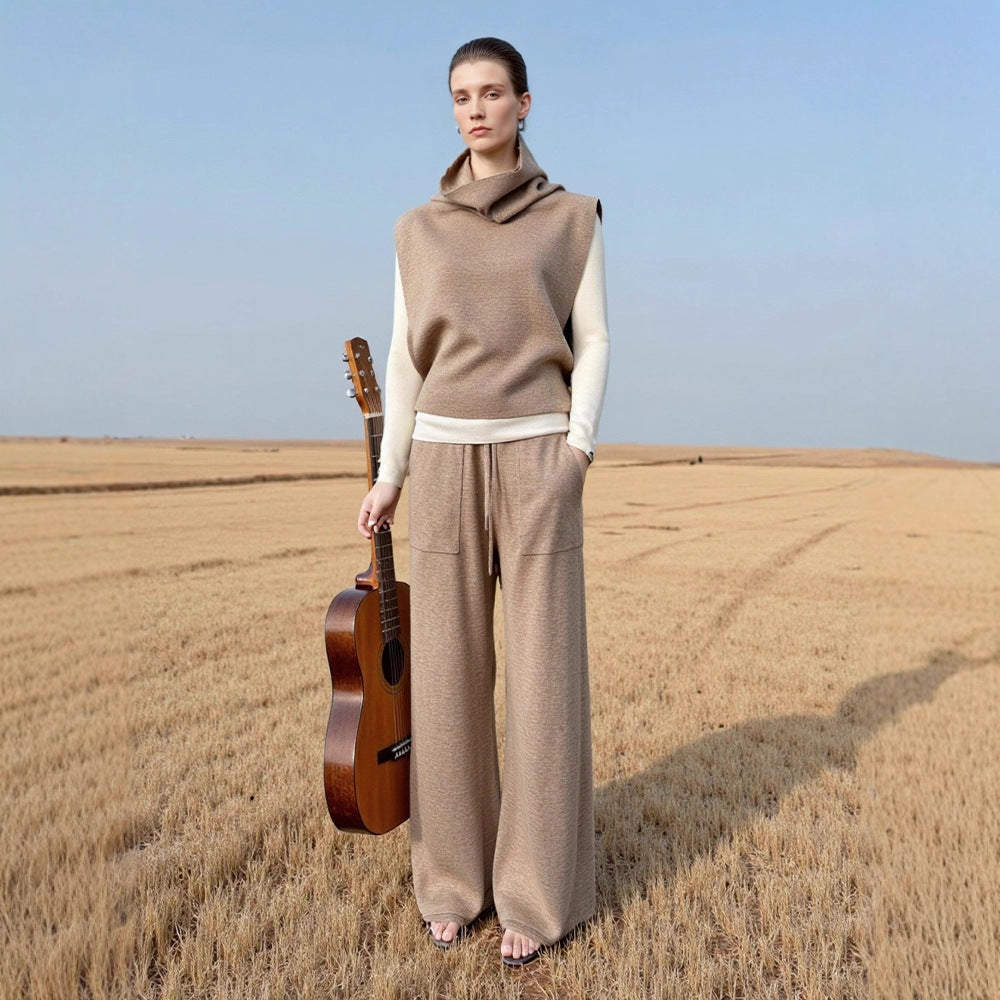 Kvinders fashionable strikket sweater med høj krave og brede bukser Stilla