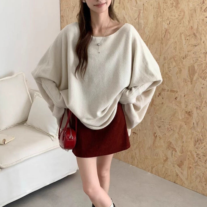 Kvinders oversized strikket sweater med en afslappet skæring og dramatiske ærmer Stilla