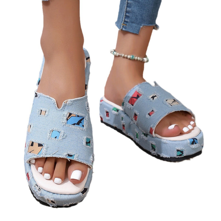 Dame slide-sandaler med fashionable udskæring og dekorativt vævningsmønster Stilla